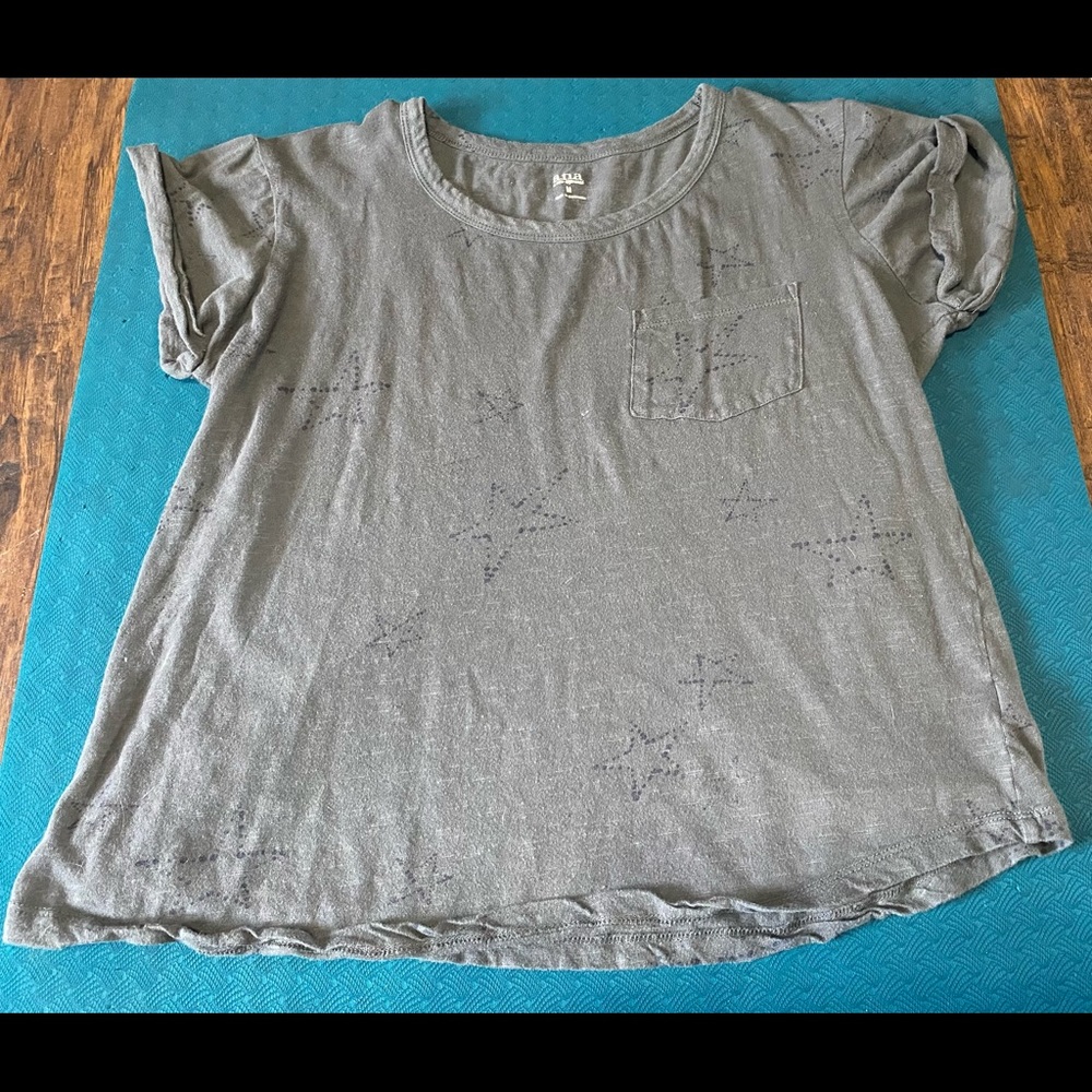 Medium Gray a.n.a t-shirt with black dotted stars
